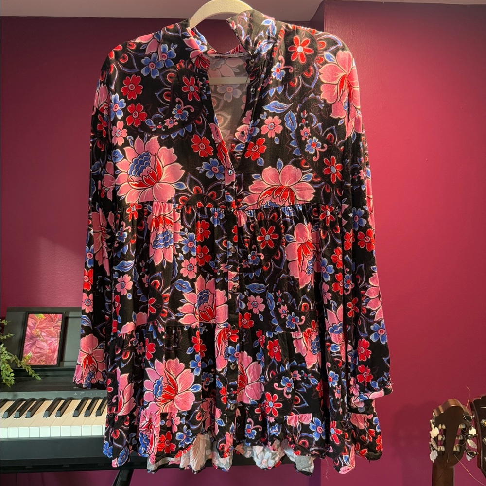 Zara floral tunic mini dressi dressings. Perfect condition, cute belted!